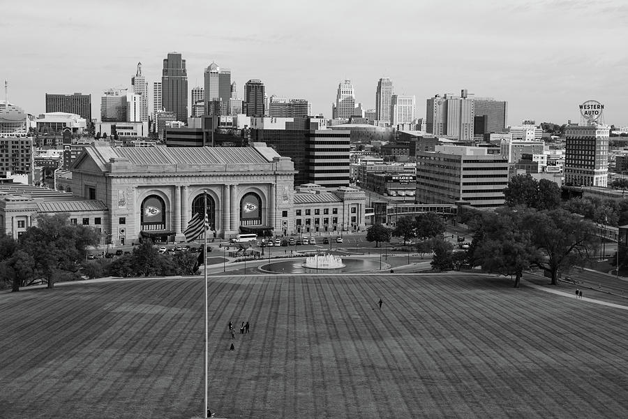 Kansas City Missouri skyline in black and white #1 Photograph by Eldon McGraw