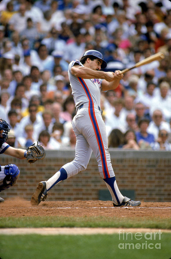 Keith Hernandez Photograph by Ron Vesely