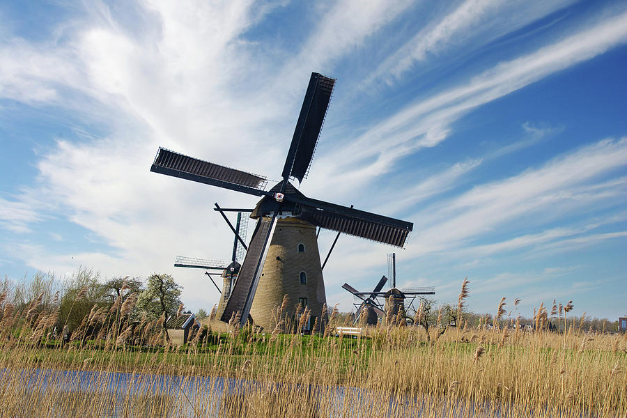 Kinderdijk windmill #1 Photograph by Pietro Ebner