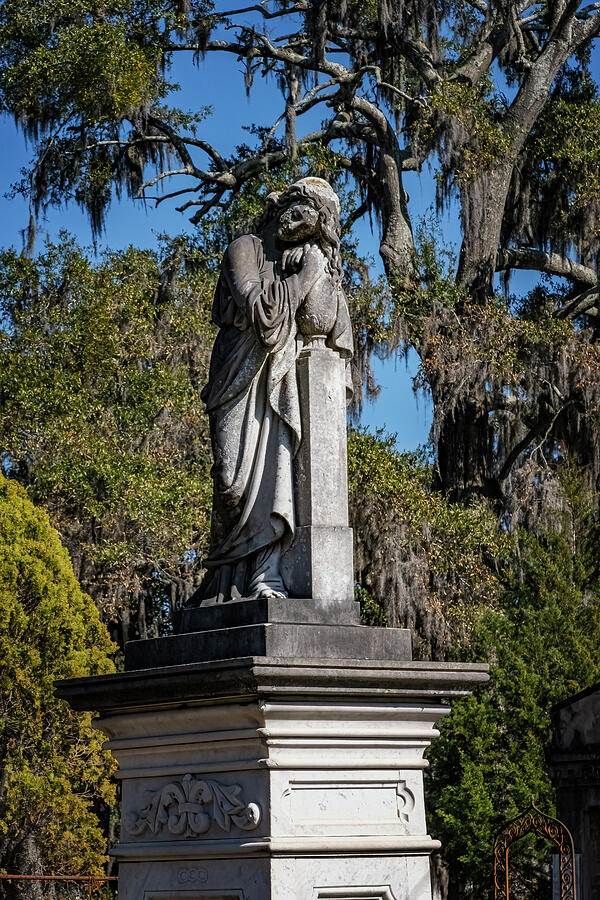 Laurel Cemetery Statue #2 Photograph by Tom Singleton