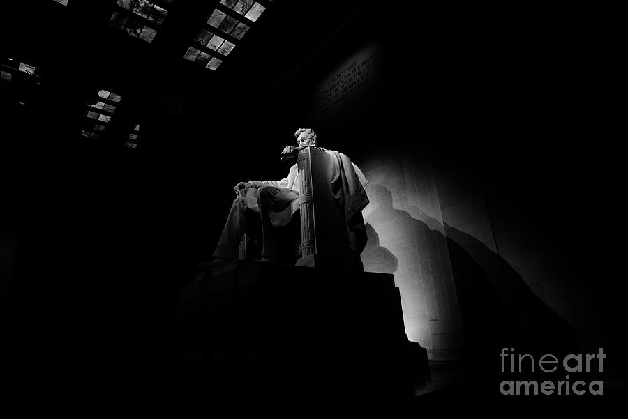 Lincoln Memorial - 2 #1 Photograph by David Bearden