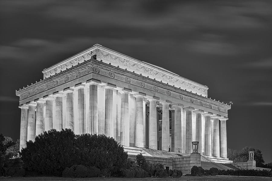 Lincoln Memorial First Light #2 Photograph by Susan Candelario
