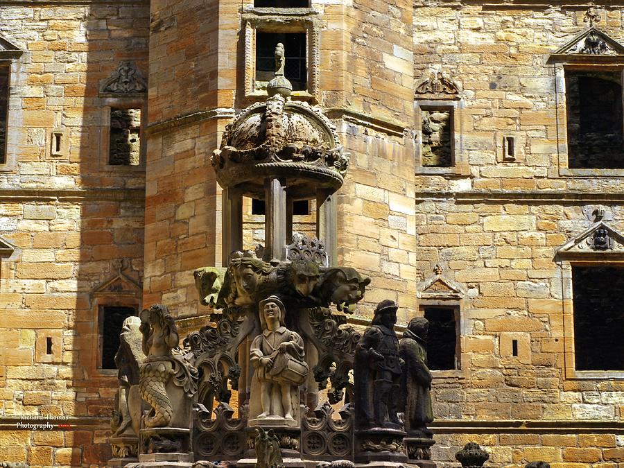 Linlithgow Courtyard Fountain #1 Photograph by Richard Thomas