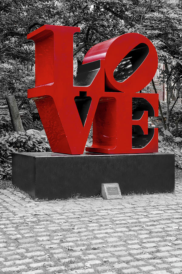 Love Sculpture U-Penn #2 Photograph by Susan Candelario