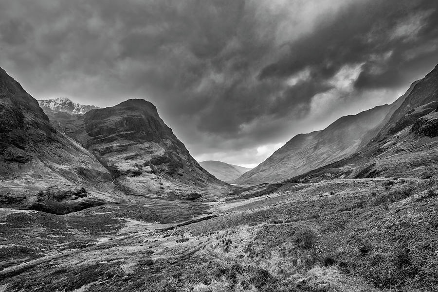 Majestic moody black and white landscape image of Three Sisters ...