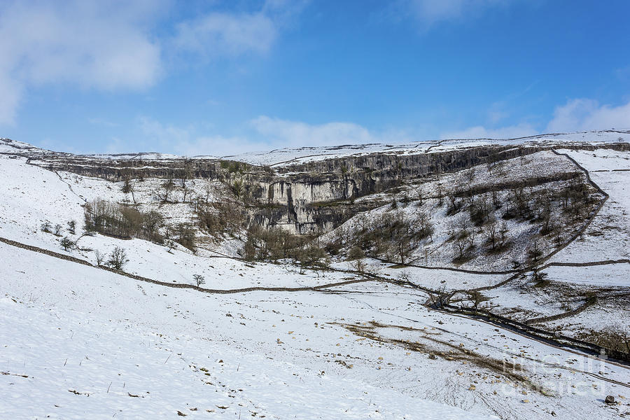 Malham Cove, Yorkshire Dales Photograph by Tom Holmes Photography