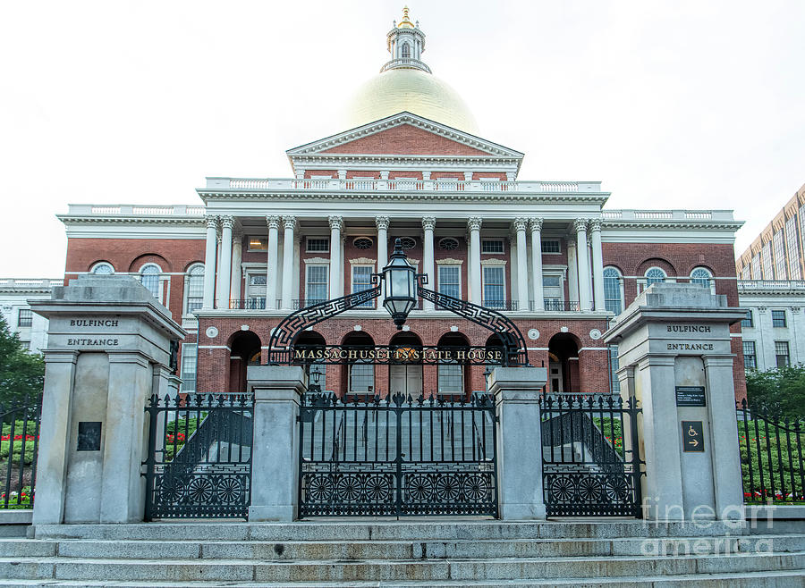 Massachusetts State House Building in Boston #2 Photograph by David Oppenheimer