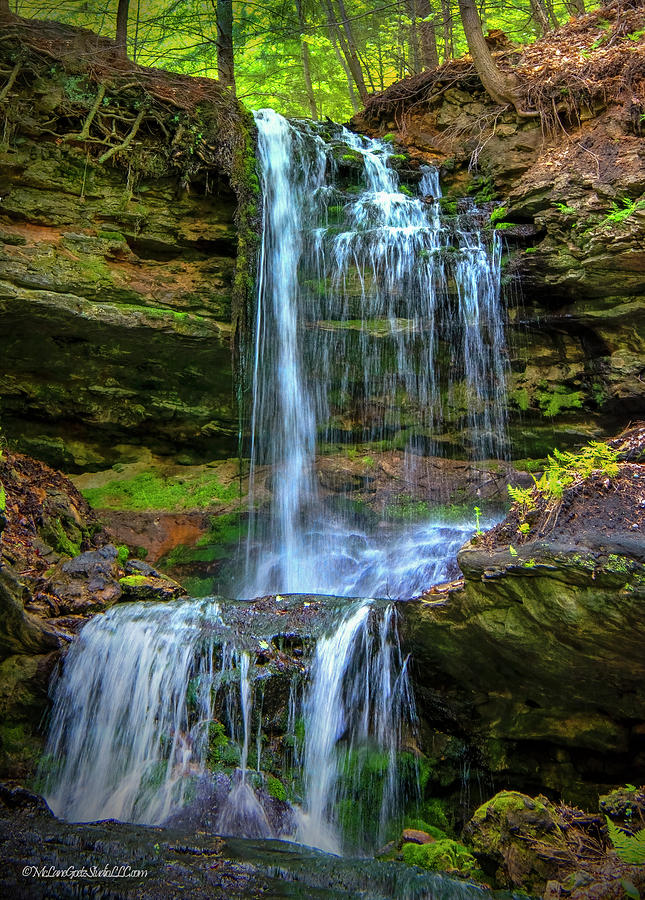 Mi Horseshoe Falls #1 Photograph by LeeAnn McLaneGoetz McLaneGoetzStudioLLCcom