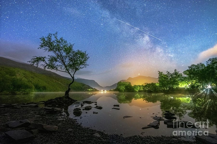 Milky Way above Llyn Padarn #1 Photograph by Mariusz Talarek
