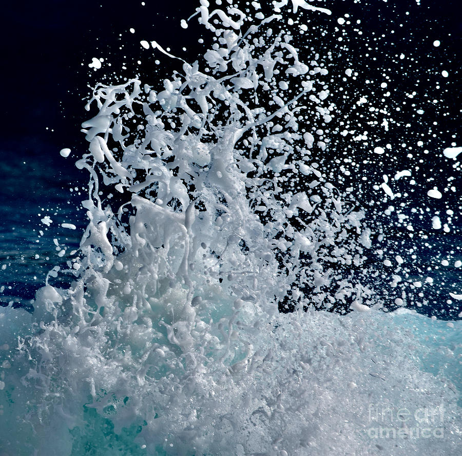 Moana Sea Spray #1 Photograph by Debra Banks