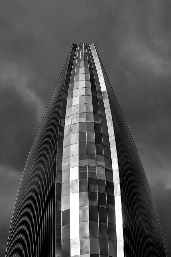Azerbaijan, Baku - Modern skyscraper Photograph by Fabrizio Troiani