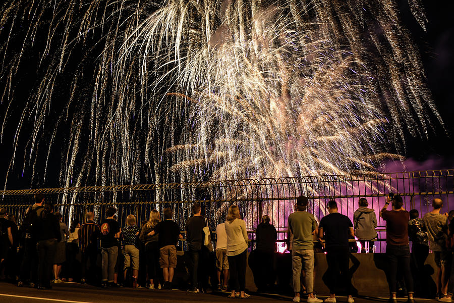 Montreal Fireworks Competition Photograph by Malcolm Klimowicz Fine