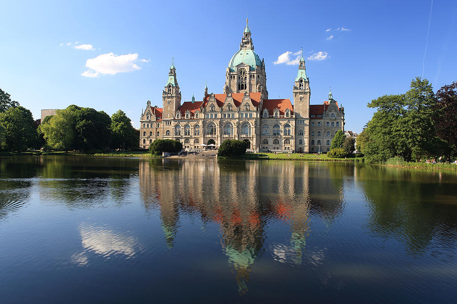 Neues Rathaus (New Town Hall) Hannover - Niedersachsen/ Germany #1 Photograph by Fhm