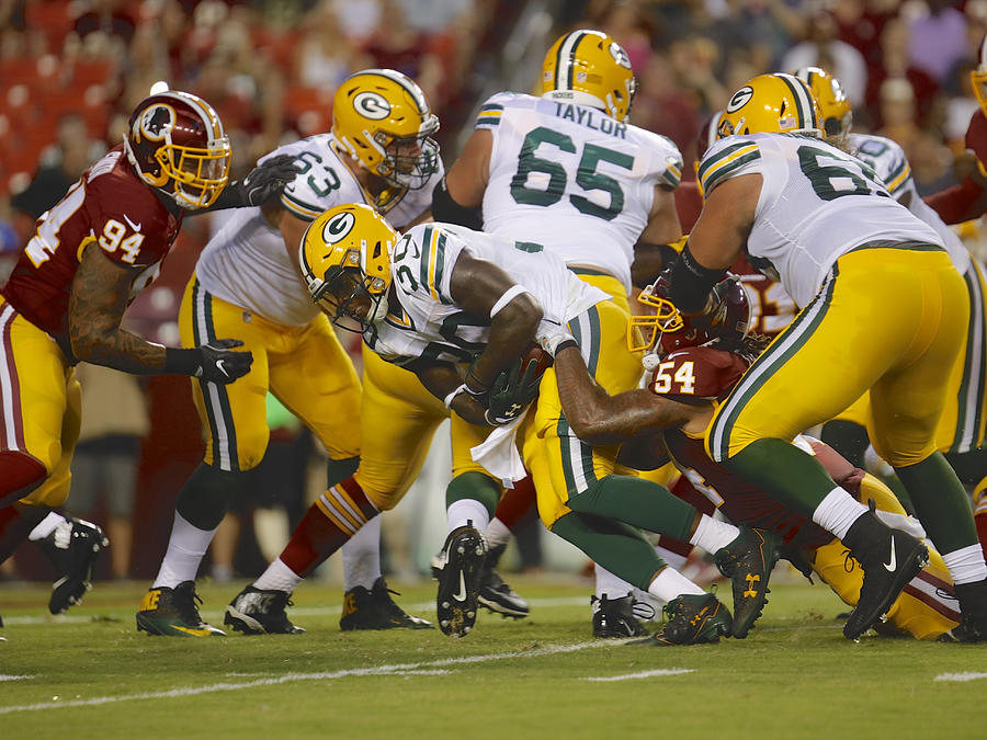 NFL: AUG 19 Preseason - Packers at Redskins #1 Photograph by Icon Sportswire