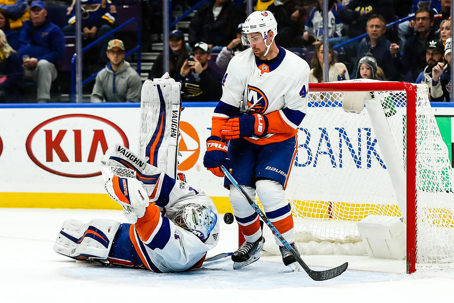 NHL: NOV 11 Islanders at Blues #1 Photograph by Icon Sportswire