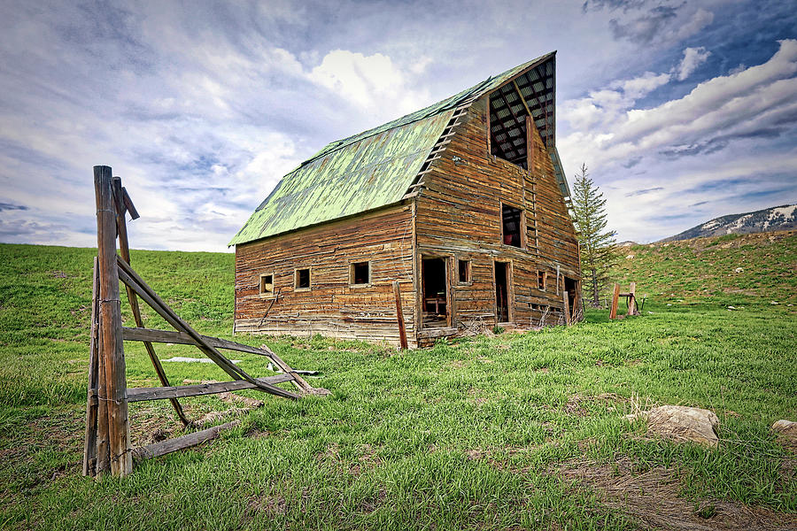 Landscape Photograph - Old Barn In Steamboat Colorado #1 by James Steele