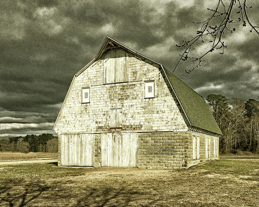 Old Barn in Sussex County Goldtone #1 Photograph by Bill Swartwout