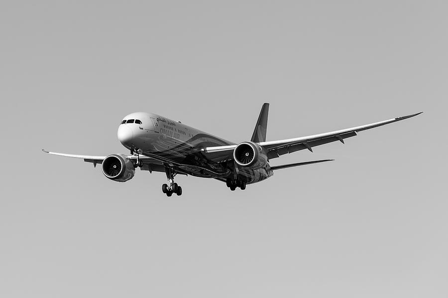Oman Air Boeing 787 Photograph