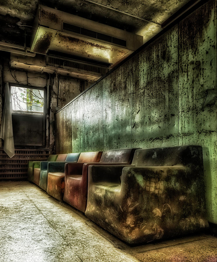 Pennhurst Photograph - Pennhurst Asylum Room #1 by Susan Candelario