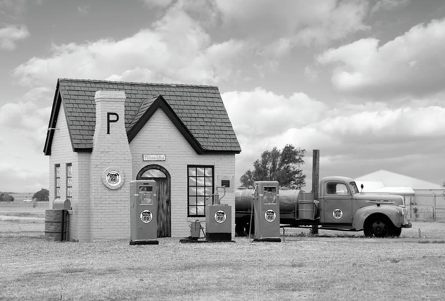 Phillips 66 Service Station McLean Texas BW #1 Photograph by Bob Pardue