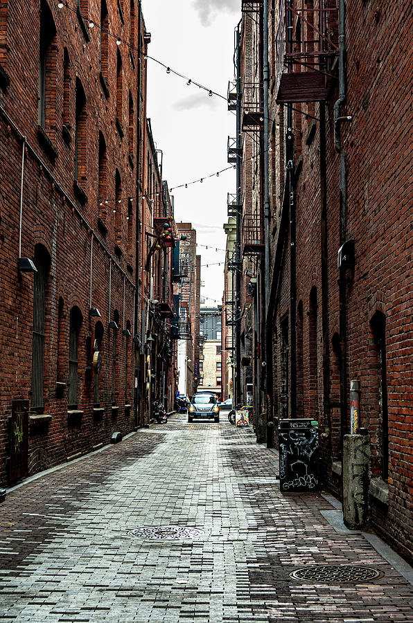 Pioneer Square Alley #1 Photograph by Frank Winters