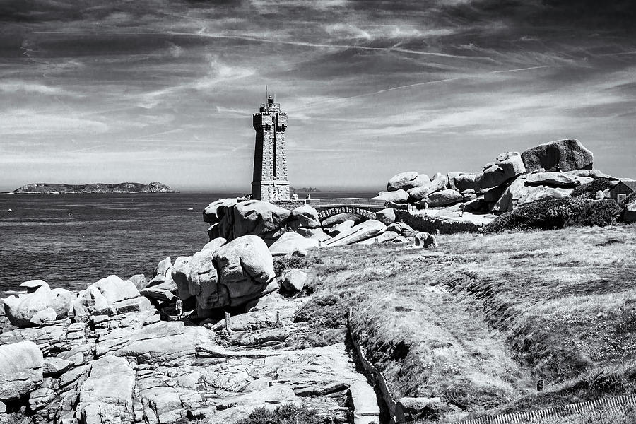 Ploumanach Lighthouse - C1506-1767-BW Photograph by Jordi Carrio Jamila