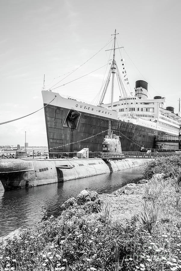 Queen Mary Long Beach Black and White Photo #1 Photograph by Paul Velgos