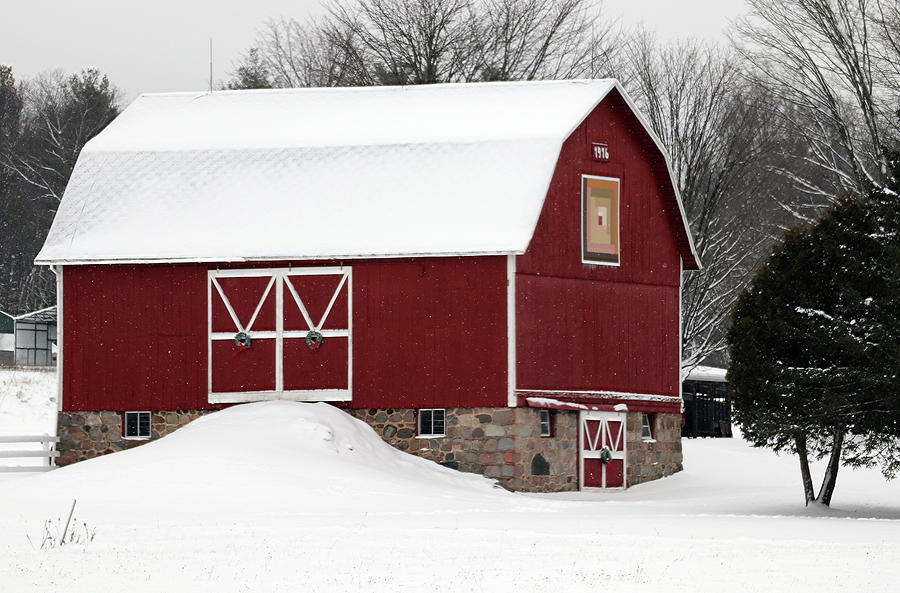 Red Barn in the Snow #1 Photograph by David T Wilkinson