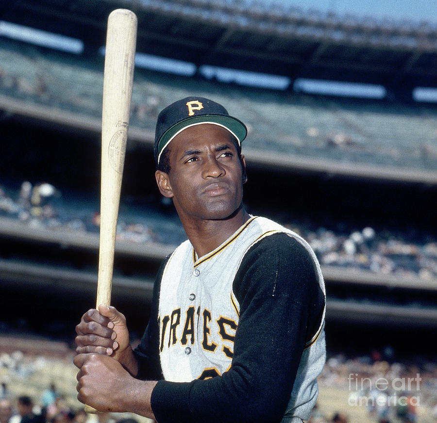 Roberto Clemente Photograph by Louis Requena