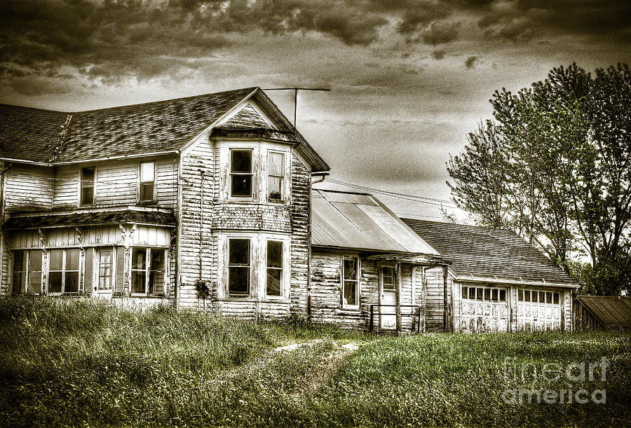 Rustic Farmhouse #2 Photograph by Deborah Klubertanz