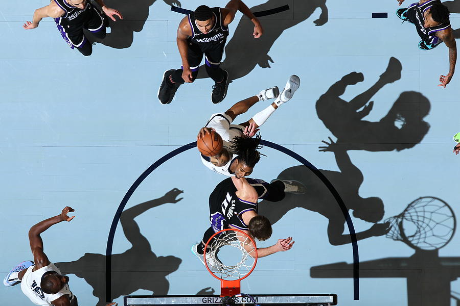Sacramento Kings v Memphis Grizzlies #1 Photograph by Joe Murphy