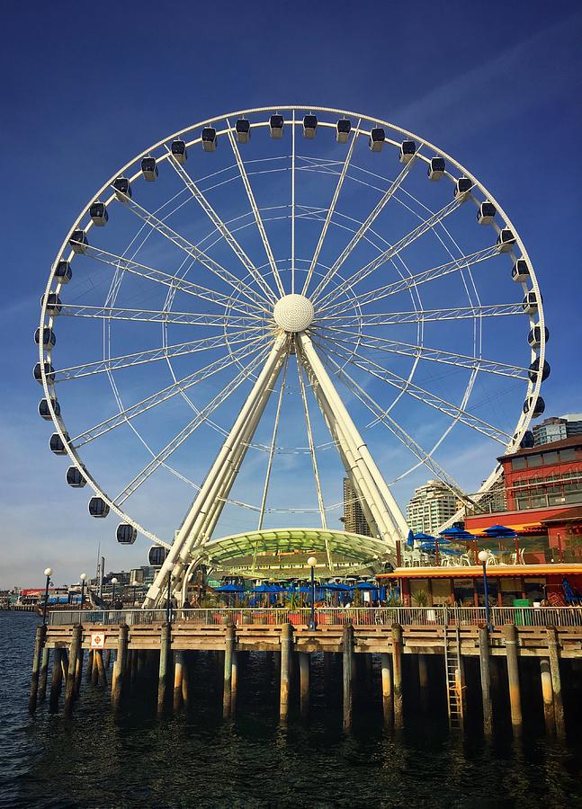 Seattle Great Wheel #1 Photograph by Jerry Abbott