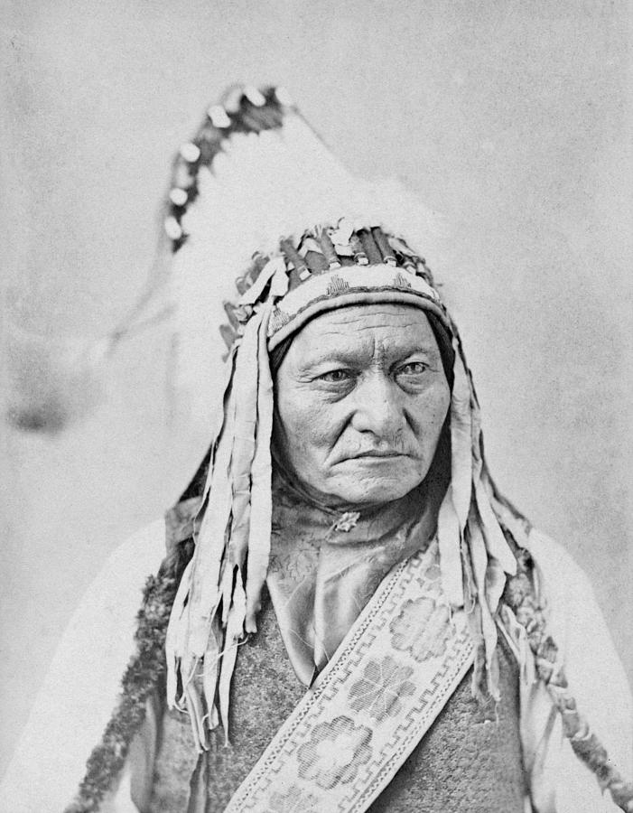 Vintage Photograph - Sitting Bull - Black and White #2 by David Hinds