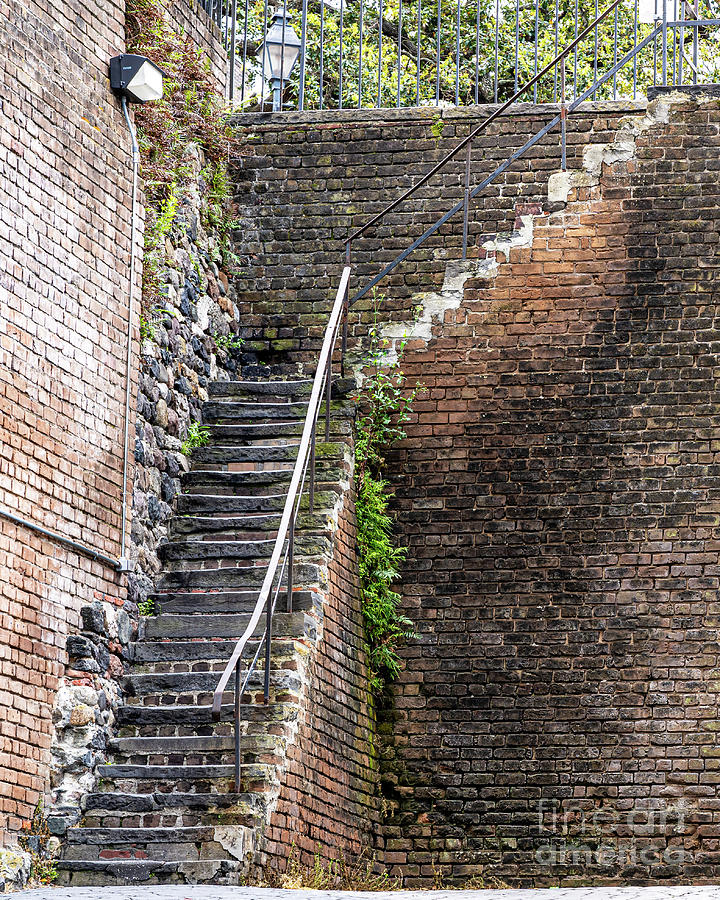 Steep steps - Picture of Savannah, Georgia Coast - Tripadvisor