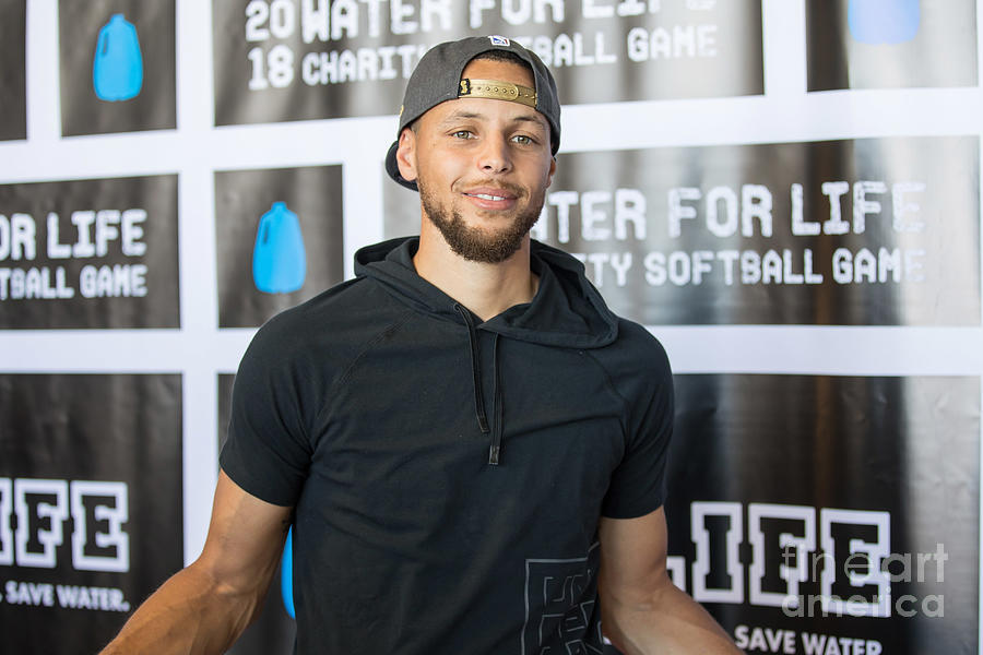 Stephen Curry Photograph by Miikka Skaffari Stephen Curry Photograph by Miikka Skaffari