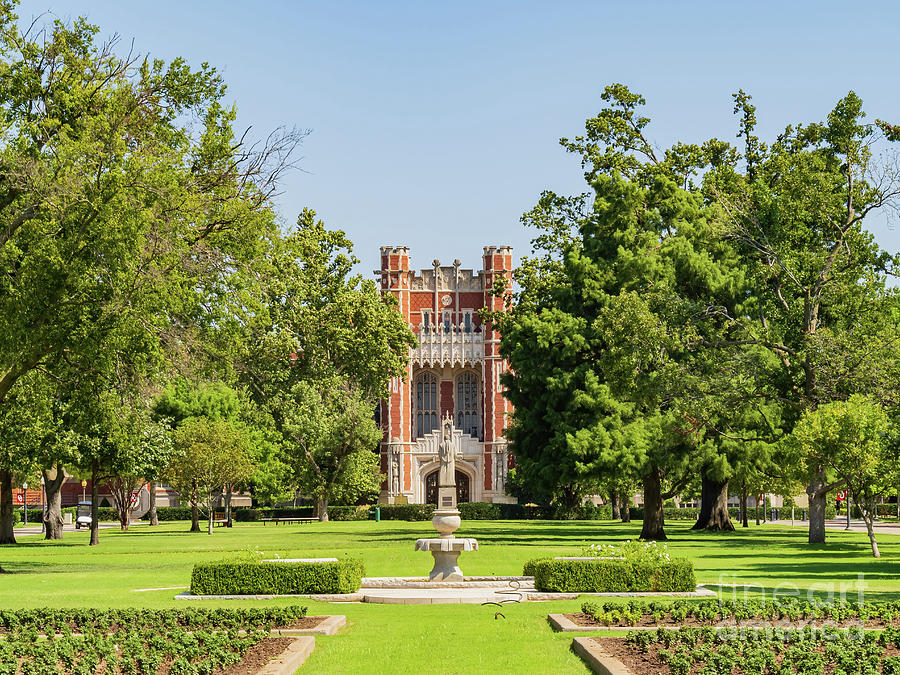 Sunny view of the Bizzell Memorial Library of The University of #1 ...