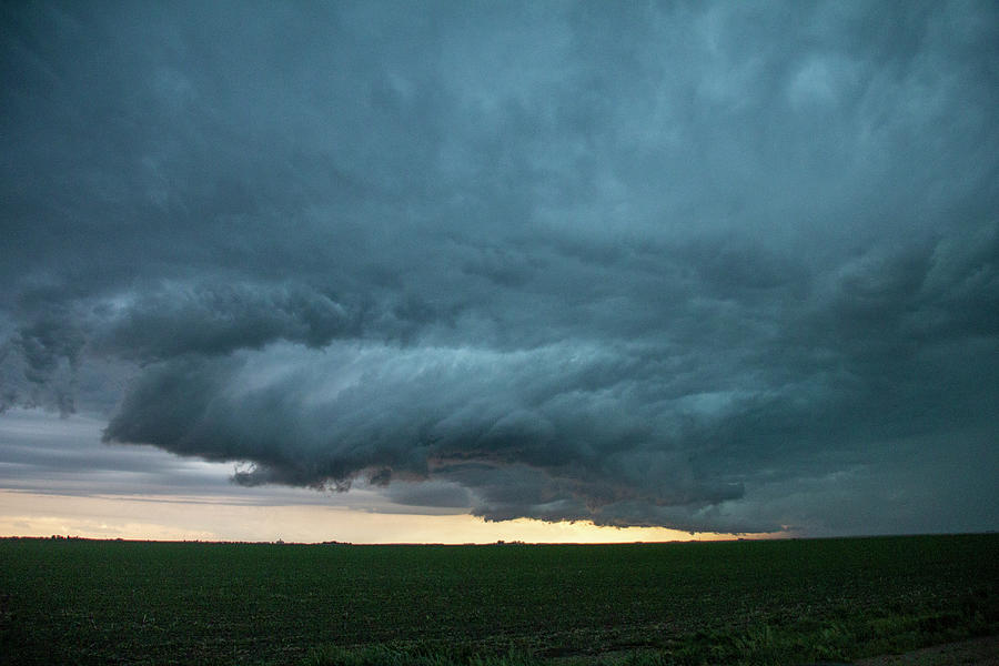 Supercell Encounter before Nightfall 011 Photograph by Dale Kaminski