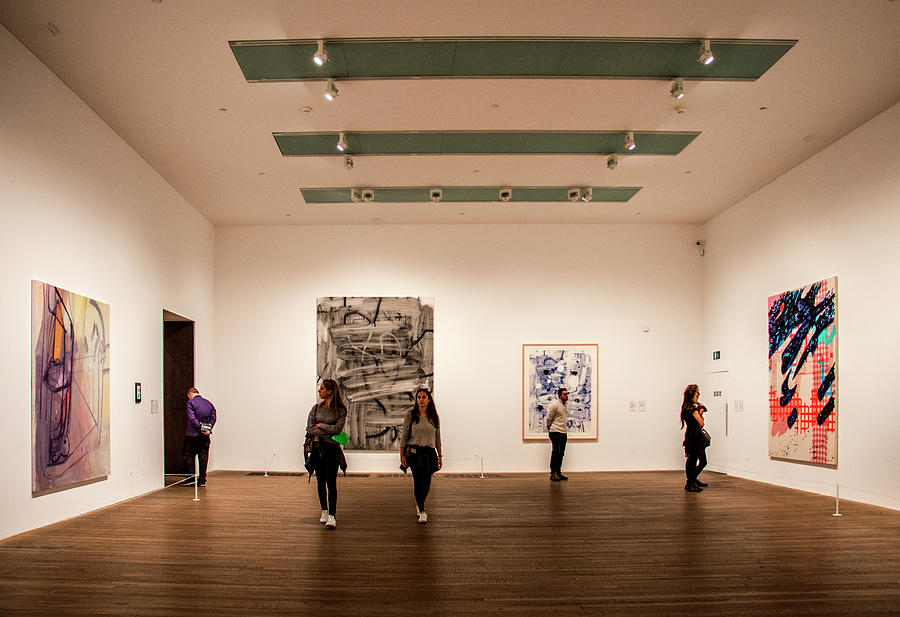 London Photograph - Tate Modern #1 by Jean Haynes