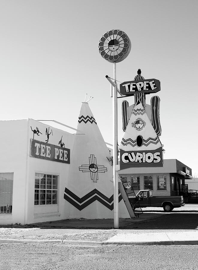 Tepee Curios Shop on Route 66 at Tucumcari NM BW #1 Photograph by Bob Pardue