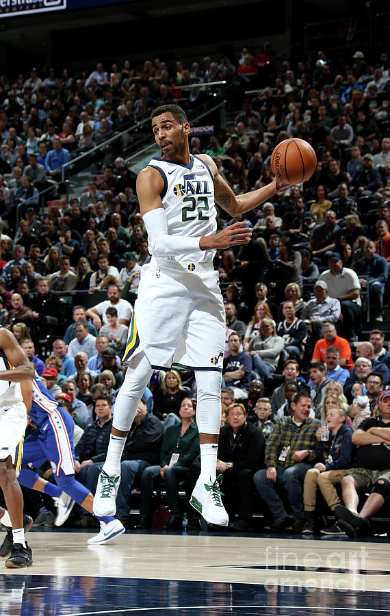 Thabo Sefolosha Photograph by Melissa Majchrzak Thabo Sefolosha Photograph by Melissa Majchrzak