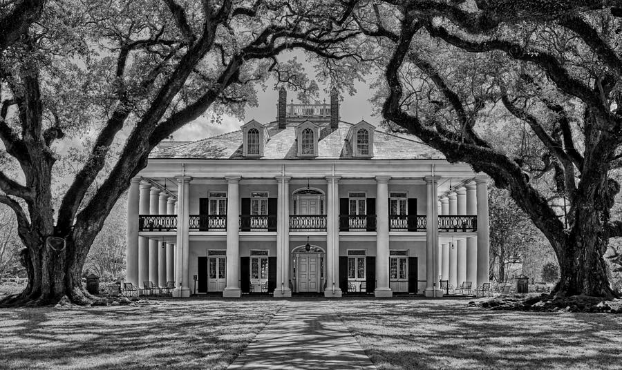 The Historic Oak Alley Manor House Photograph by Mountain Dreams - Fine ...