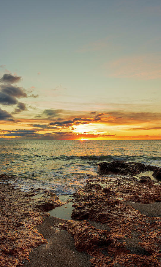 The Oropesa coast of the sea at sunrise by Vicen Photography The Oropesa coast of the sea at sunrise by Vicen Photography