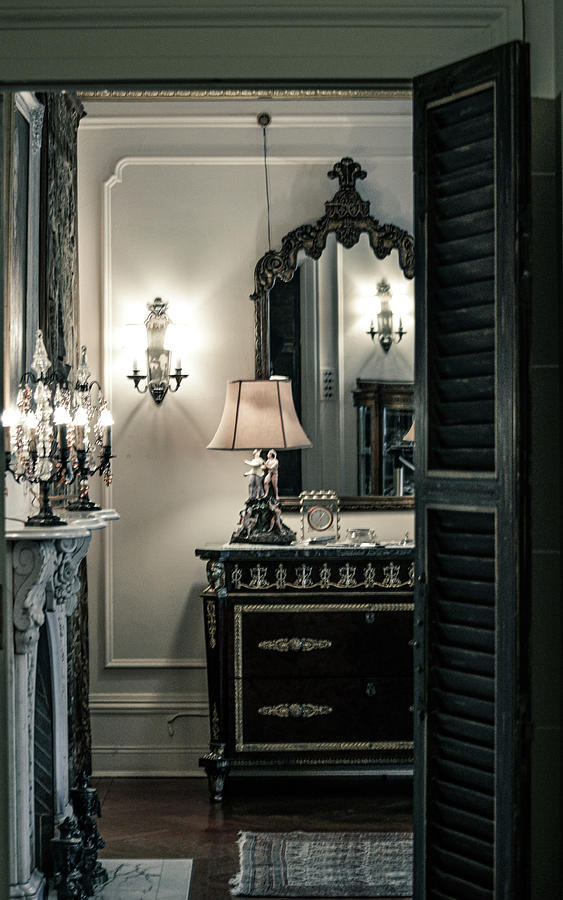 The Room in the Mansion Photograph by Julie Palencia