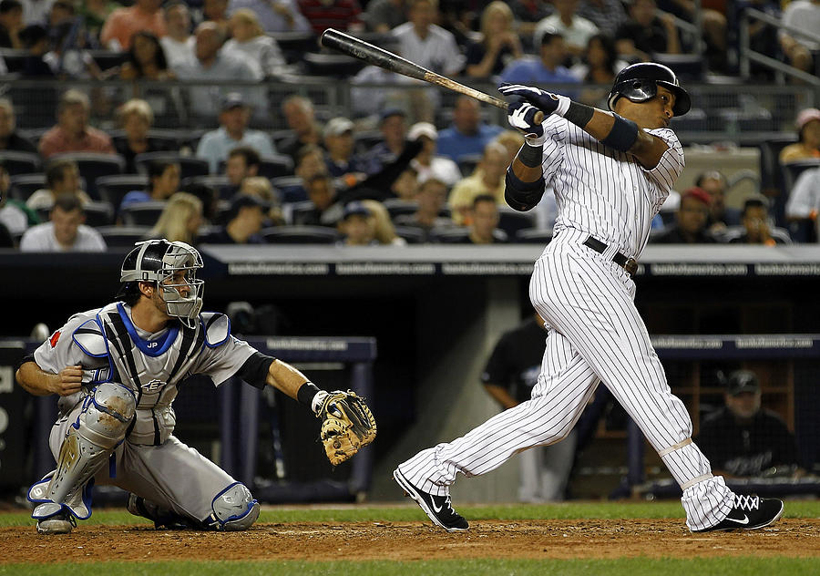 Toronto Blue Jays v New York Yankees Photograph by Jeff Zelevansky Toronto Blue Jays v New York Yankees Photograph by Jeff Zelevansky