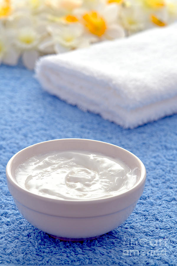 Bowl Photograph - Smooth Treatment Cream in a Bowl in a Spa by Olivier Le Queinec