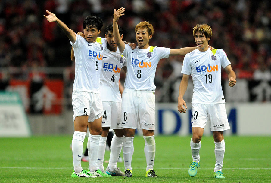 Urawa Red Diamonds v Sanfrecce Hiroshima - J.League #1 Photograph by Hiroki Watanabe