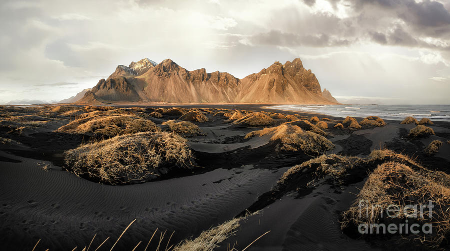 Vestrahorn mountains and Stokksnes beach near Hofn, Iceland Photograph by Jane Rix