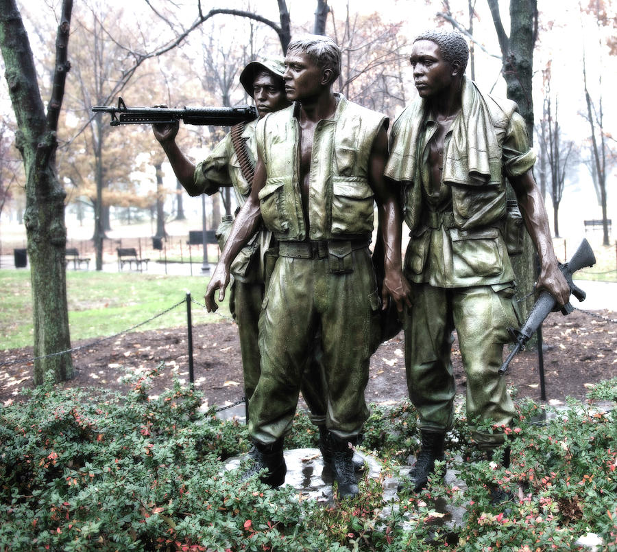 Vietnam Veterans Memorial #1 Photograph by Doug Wittrock