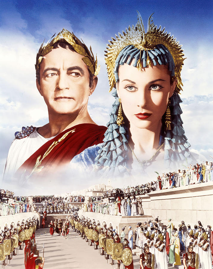 VIVIEN LEIGH and CLAUDE RAINS in CAESAR AND CLEOPATRA -1945-, directed by GABRIEL PASCAL. #1 Photograph by Album