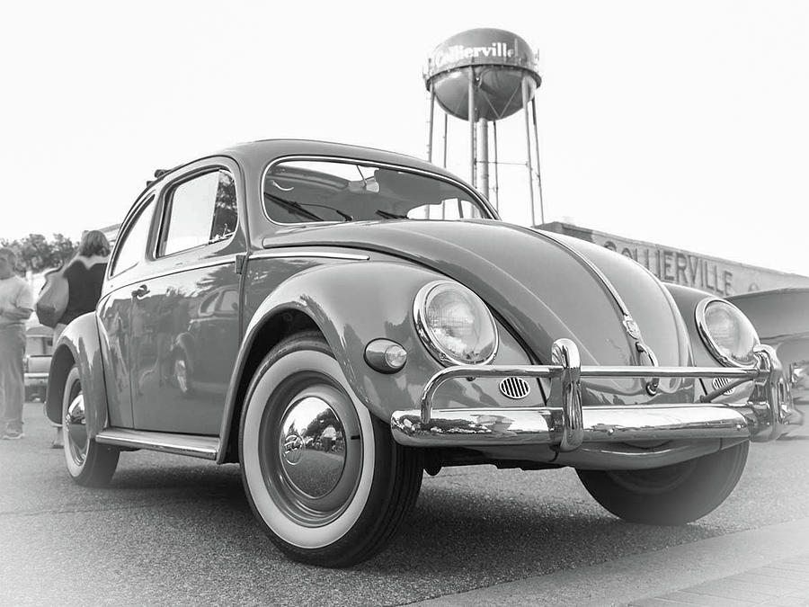 Volkswagen Bug in Black and White Photograph by James C Richardson